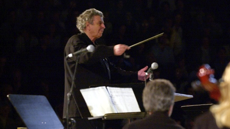 Σε λαϊκό προσκύνημα στη Μητρόπολη Αθηνών η σορός του Μίκη Θεοδωράκη από την Τρίτη