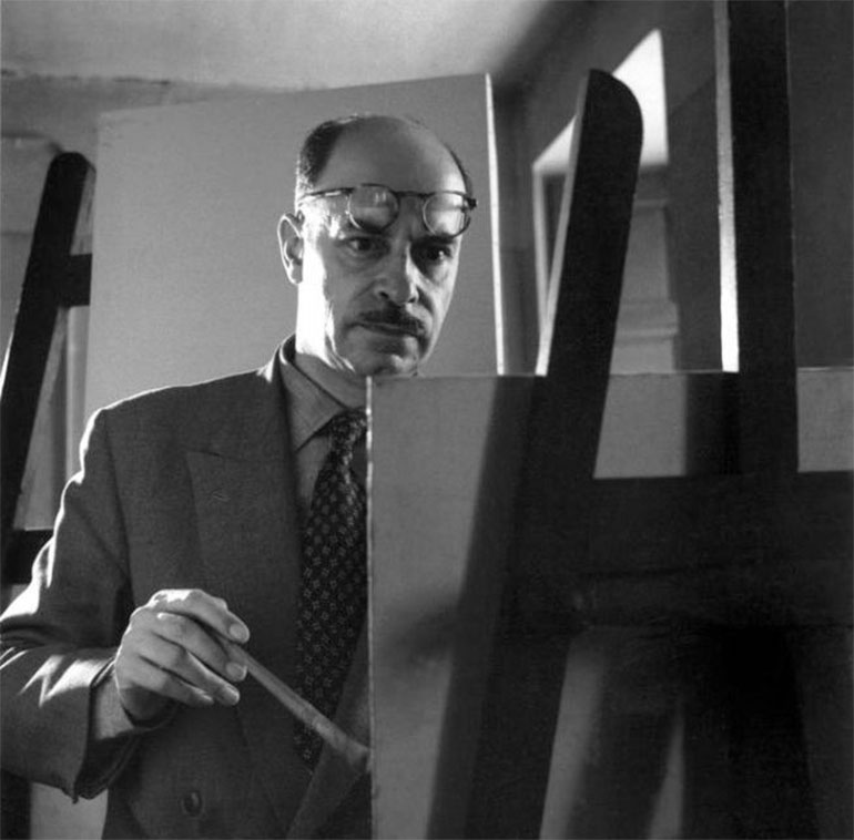 Ο Νίκος Χατζηκυριάκος - Γκίκας το 1950