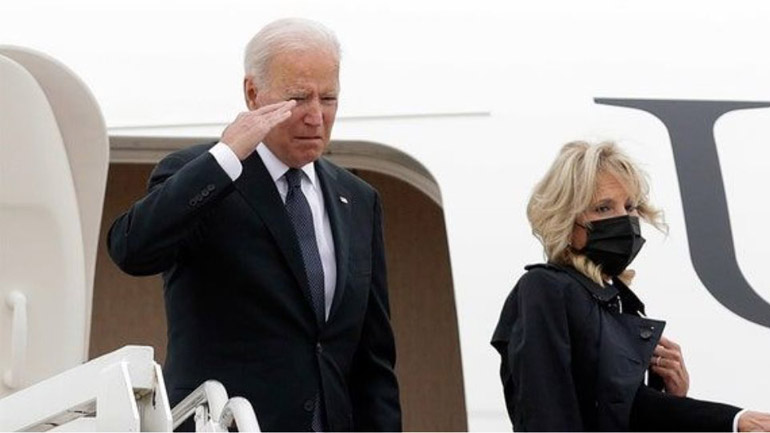 Ο Μπάιντεν επισκέφθηκε αμερικανούς στρατιωτικούς που τραυματίστηκαν στην Καμπούλ