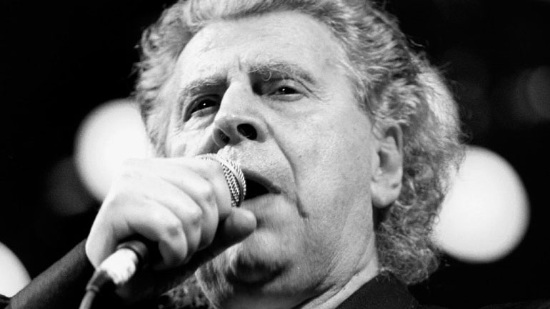 Τα γερμανικά ΜΜΕ συνεχίζουν τα αφιερώματα στον «μεγάλο Έλληνα» Μίκη Θεοδωράκη