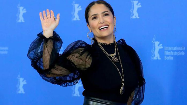 Η Salma Hayek γιόρτασε τα 55α γενέθλιά της με μία φωτογραφία ωδή στο γυναικείο σώμα