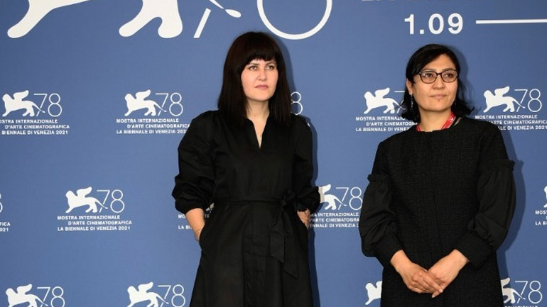 Αφγανές κινηματογραφίστριες απευθύνουν έκκληση από το φεστιβάλ της Βενετίας