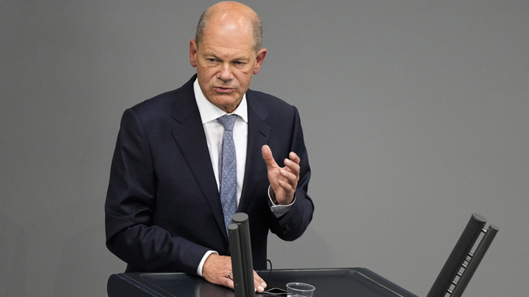 Γερμανία: Αποφεύγει τις θριαμβολογίες ο Σολτς – «Οι εκλογές είναι μαραθώνιος»