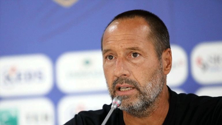 Φαν’ τ Σιπ: «Να δείξουμε μέσα στο γήπεδο ότι είμαστε καλύτεροι»