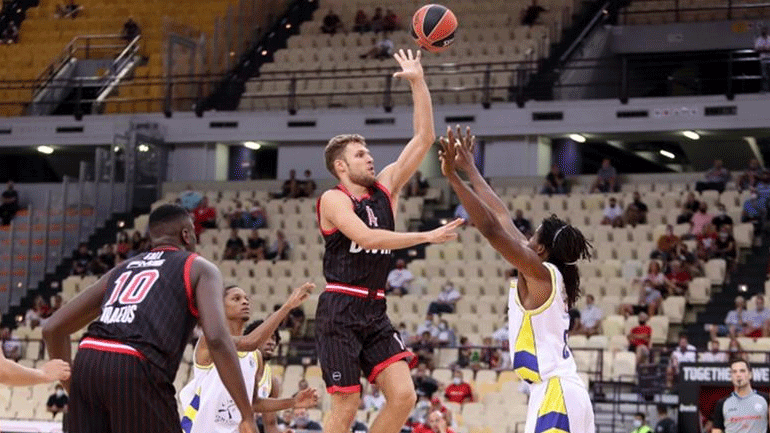 Τουρνουά κατά του COVID-19: Άνετα στον τελικό ο Ολυμπιακός, 99-64 το Λαύριο