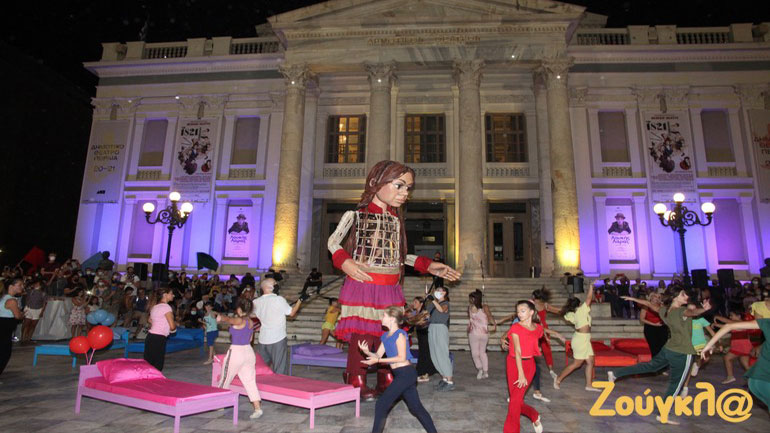 Στον Πειραιά η «Αμάλ»