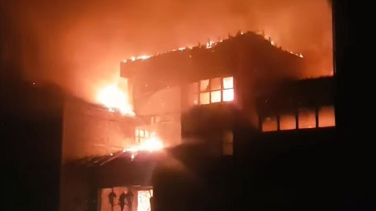 Πυρκαγιά σε ξενοδοχείο στον Παλιό Άγιο Αθανάσιο Πέλλας