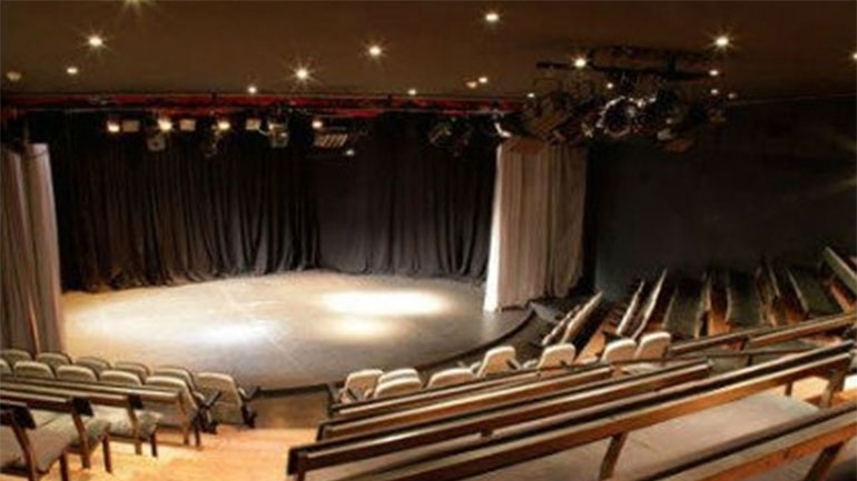 Ακρόαση ηθοποιών στο θέατρο Σοφούλη