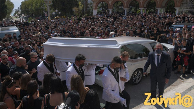 Η κηδεία του Mad Clip στον Ιερό Ναό Παναγίτσας Παλαιού Φαλήρου