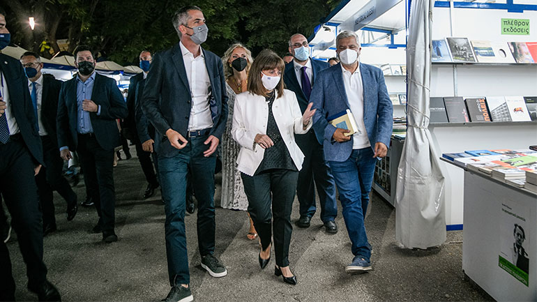 Κ. Σακελλαροπούλου: Εγκαινίασε το 49ο Φεστιβάλ Βιβλίου