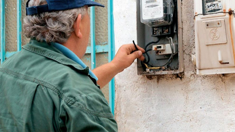 Μεσσηνία: «Μαϊμού» υπάλληλοι της ΔΕΗ εξαπάτησαν 74χρονη