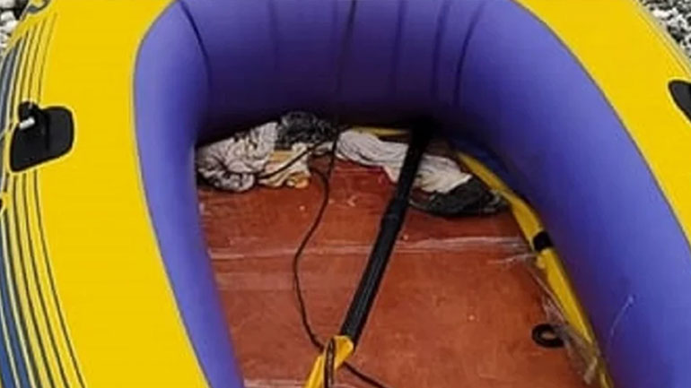 Η περιπέτεια του 62χρονου ψαρά Α. Μόσχα που πάλεψε με τα κύματα – Είχε μόνο μια πετσέτα ως εφόδιο Η περιπέτεια του 62χρονου ψαρά Α. Μόσχα που πάλεψε με τα κύματα – Είχε μόνο μια πετσέτα ως εφόδιο