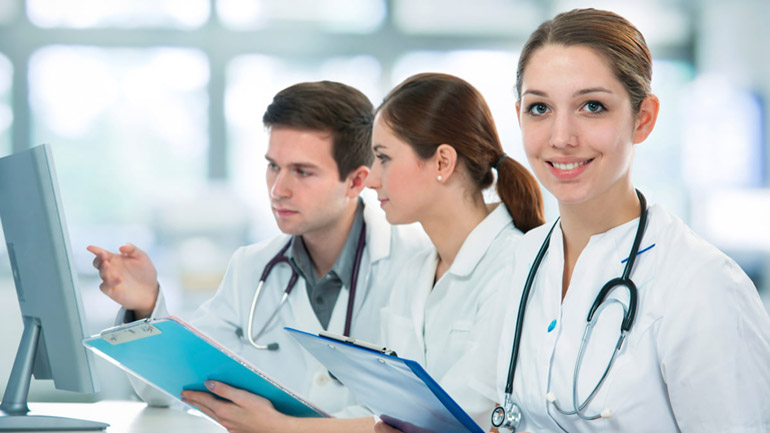 Προκήρυξη για 534 θέσεις ειδικευμένων γιατρών στο ΕΣΥ