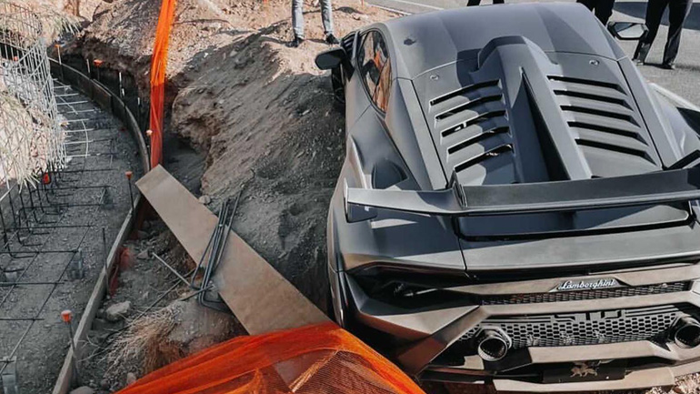 Νοίκιασε τη Lamborghini για μία μέρα και την τράκαρε!