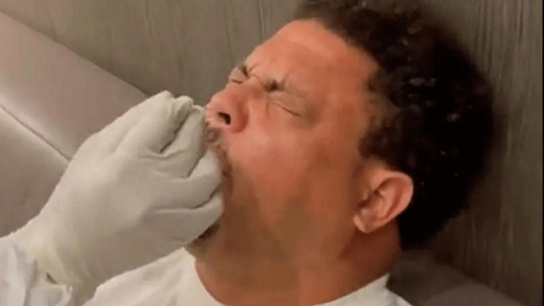 Έγινε viral βίντεο με τον Ρονάλντο τη στιγμή που κάνει PCR τεστ: «Θες να με σκοτώσεις;»