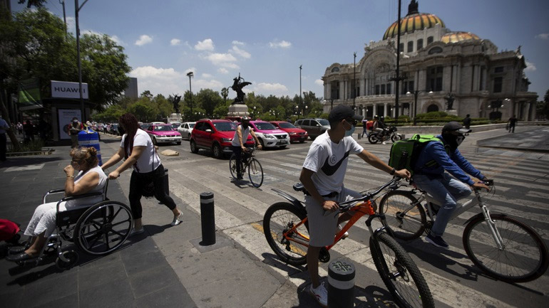 Κορωνοϊός: 730 θάνατοι το τελευταίο 24ωρο στο Μεξικό