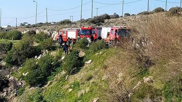Αχαΐα: Έπαθε εγκεφαλικό καθώς οδηγούσε και έπεσε σε γκρεμό 70 μέτρων μαζί με τη γυναίκα του