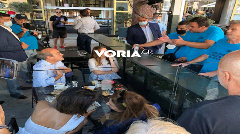 Θεσσαλονίκη: Αποδοκιμασίες κατά Χατζηδάκη από εργαζόμενους της ΒΦΛ