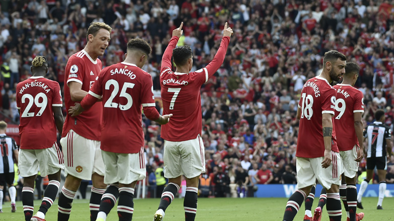 Αγγλία: Νίκη με… υπογραφή Ρονάλντο για τη Μάντσεστερ Γιουνάιτεντ, 4-1 τη Νιούκαστλ Αγγλία: Νίκη με… υπογραφή Ρονάλντο για τη Μάντσεστερ Γιουνάιτεντ, 4-1 τη Νιούκαστλ