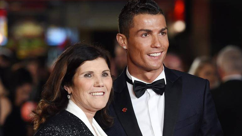 Ξέσπασε σε κλάματα η μητέρα του Ρονάλντο στο πρώτο γκολ του μετά την επιστροφή του στη Γιουνάιτεντ