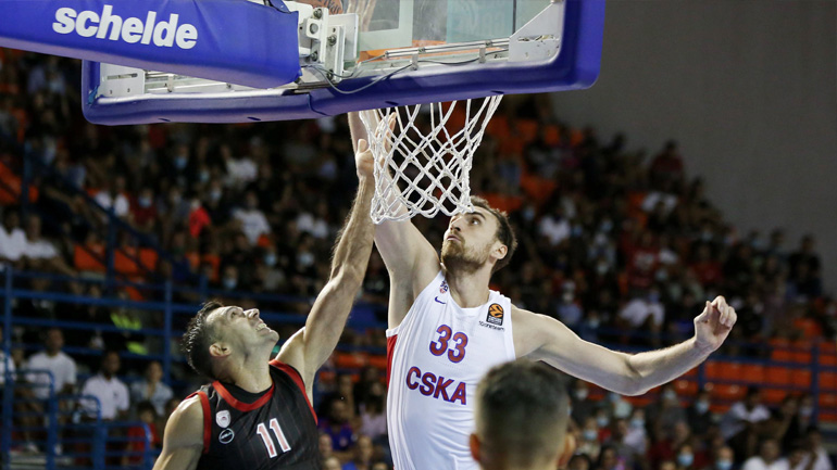 Μπάσκετ: Έχασε με 85-68 από την ανώτερη ΤΣΣΚΑ ο Ολυμπιακός