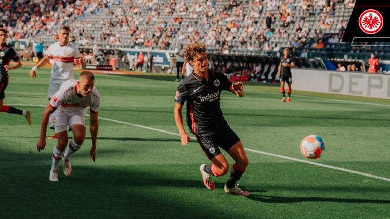 Γερμανία: Νέο στραβοπάτημα για την Άιντραχτ, 1-1 με τη Στουτγκάρδη