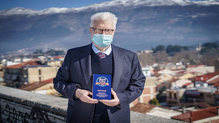 ΕΚΠΑ: Στο Δήμαρχο Ιωαννιτών Μωυσή Ελισάφ ο τίτλος του επίτιμου διδάκτορα της Ιατρικής Σχολής ΕΚΠΑ: Στο Δήμαρχο Ιωαννιτών Μωυσή Ελισάφ ο τίτλος του επίτιμου διδάκτορα της Ιατρικής Σχολής