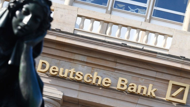 Deutsche Bank: Οι επενδυτές “βλέπουν” πτώση 5%-10% των μετοχών πριν το νέο έτος