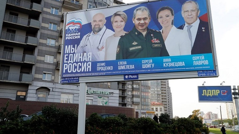 Ρωσία: Χρήστες κινητών προσπαθούν να κατεβάσουν εφαρμογές του AppStore πριν τις βουλευτικές εκλογές