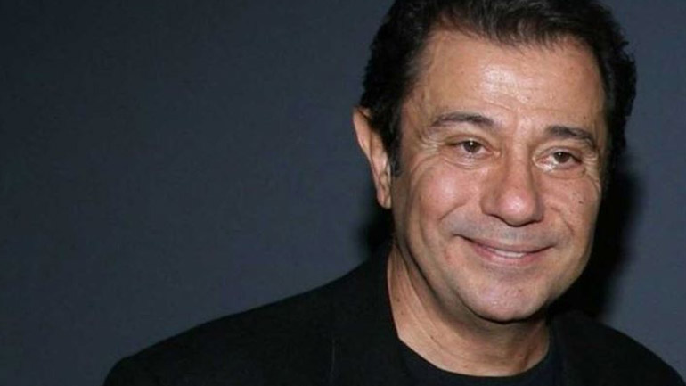 Δάνης Κατρανίδης: Απαντάει στα δημοσιεύματα που τον θέλουν να δίνει μάχη για τη ζωή του