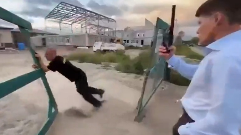 Ο κυβερνήτης πήγε να ελέγξει την πορεία του έργου