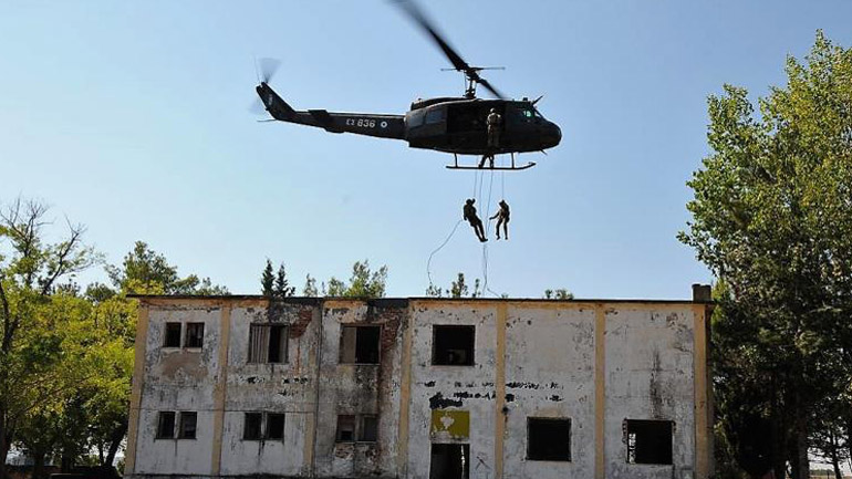 Οι ειδικές δυνάμεις Ελλάδας και Βουλγαρίας σε κοινή άσκηση – Δείτε εικόνες