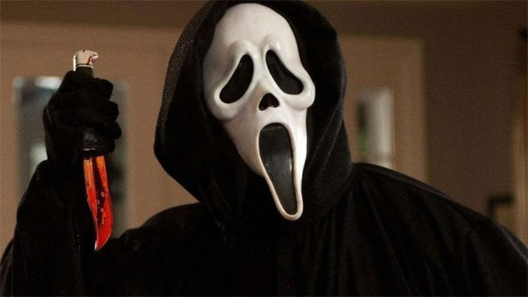 Εταιρεία αναζητεί έναν υποψήφιο να παρακολουθήσει 13 ταινίες τρόμου και να πληρωθεί 1.300 δολλάρια