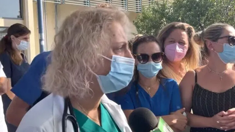 Διευθύντρια θωρακοχειρουργός που μπαίνει σε αναστολή μιλάει για τα εμβόλια