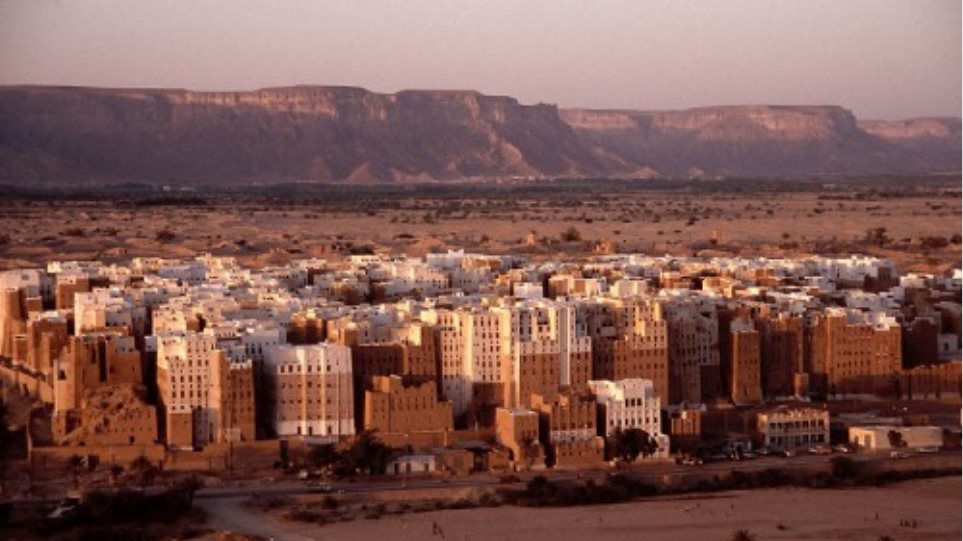 Τρεις νεκροί σε βίαιες διαδηλώσεις στη νότια Υεμένη