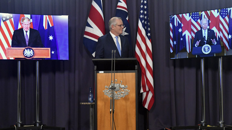 Η Αυστραλία «σπάει» τη συμφωνία  προμήθειας υποβρυχίων με τη Γαλλία