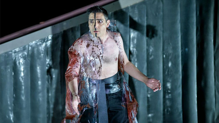 Οι «Βάκχες» σε σκηνοθεσία Νικαίτης Κοντούρη στο Ηρώδειο