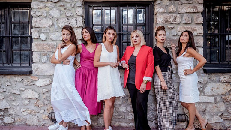 Οι «Ανθισμένες Μανόλιες» για τρεις παραστάσεις στο Θέατρο Αμαλία