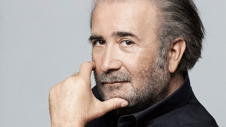 Ο Λάκης Λαζόπουλος αποχώρησε από την παράσταση «Προδοσία»