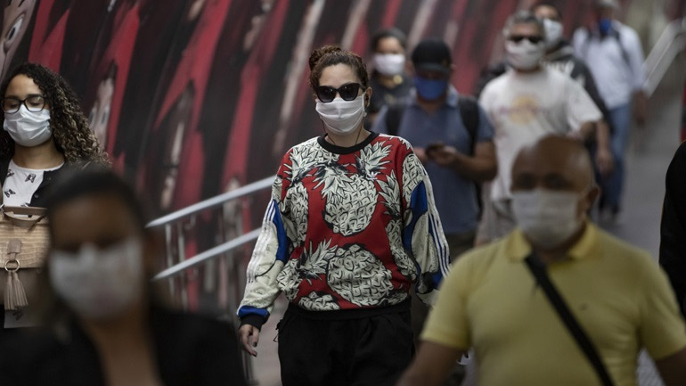 Covid-19: 333 θάνατοι το τελευταίο 24ωρο στη Βραζιλία