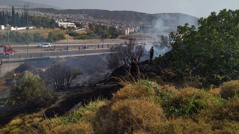 Άνω Λιόσια: Φωτιά έξω από τον Οικισμό Γεννηματά 2