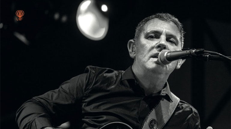 Ο Παύλος Παυλίδης τα Σάββατα του Οκτωβρίου στο Roof Stage του Gazarte