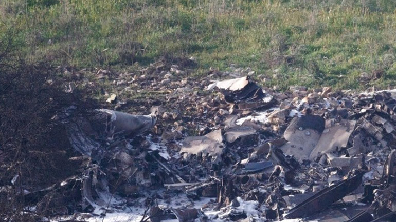 Εκπαιδευτικό μαχητικό συνετρίβη σε κατοικημένη περιοχή στο Τέξας – Τραυματίστηκαν οι δύο πιλότοι