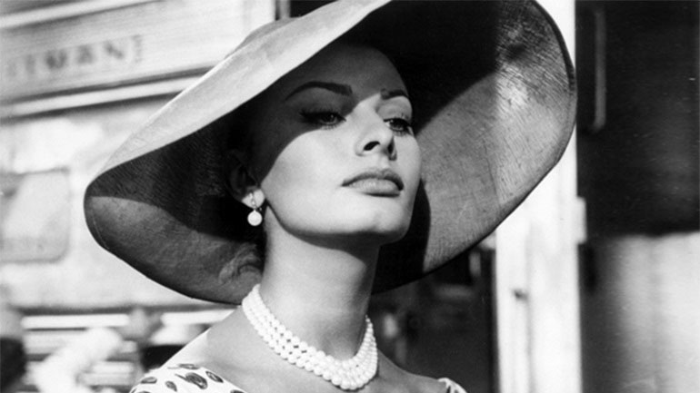 Σοφία Λόρεν: Τίποτα δεν ήταν εύκολο εκτός από την παντοτινή ομορφιά της