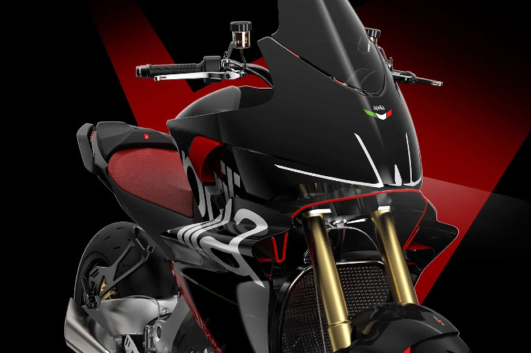 Το εμπρός μέρος θυμίζει έντονα το RS660 έχοντας μάλιστα και αεροδυναμικά βοηθήματα στα εσωτερικά του φέρινγκ.