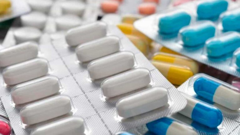 Πρώτη συνάντηση του νέου Υπουργού Υγείας Θ. Πλεύρη με εκπροσώπους του φαρμάκου