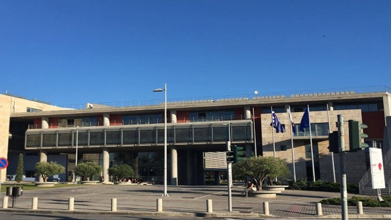 Θεσσαλονίκη: Με ενός λεπτού σιγή εγκρίθηκε η μετονομασία της οδού Λαγκαδά σε Μίκη Θεοδωράκη