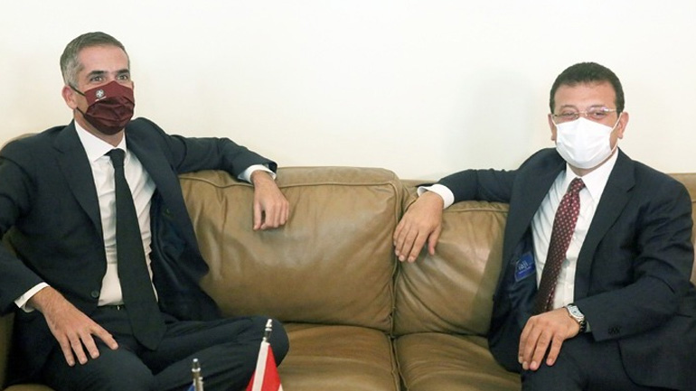 Στην Αθήνα ο δήμαρχος Κωνσταντινούπολης Εκρέμ Ιμάμογλου