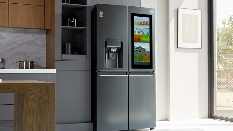 Οι ηλεκτρονικές πωλήσεις στήριξαν το λιανικό εμπόριο ηλεκτρικών και ηλεκτρονικών οικιακών συσκευών