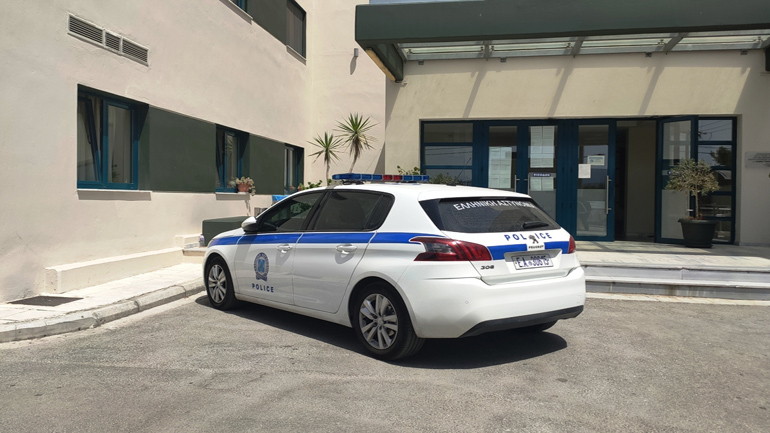 Βόλος: Ηλικιωμένος πέταξε τσιμεντόλιθο στο κεφάλι 77χρονης γειτόνισσάς του